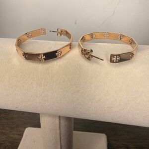 Otherwild Rose Gold Hexagonal Hoop Earrings with Cutout Cross Motif